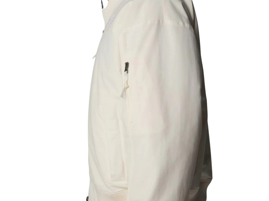 NF0A88XZQLI_4.jpg